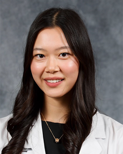 Portrait of Sophia Suh