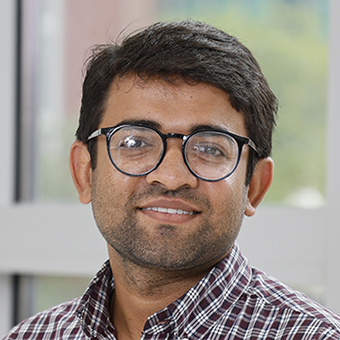 Headshot of Bhunesh Maheshwari, MD